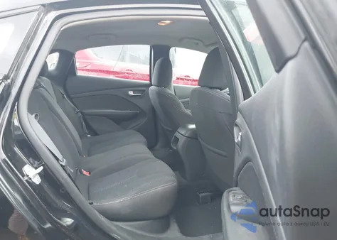 2015 Dodge Dart Sxt из США, поврежденный, VIN 1C3CDFBBXFD302162